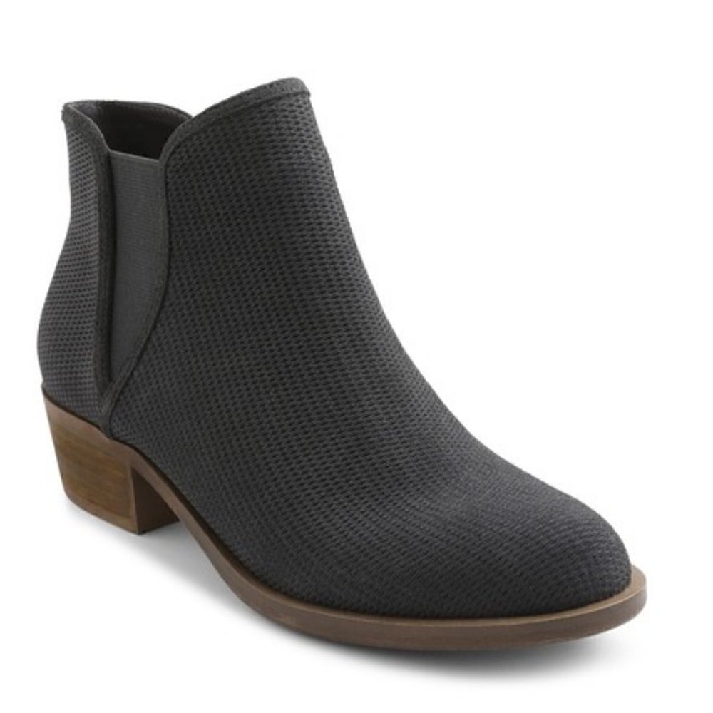 NWOT Kensie Gerona Ankle Suede boho Boots shoes